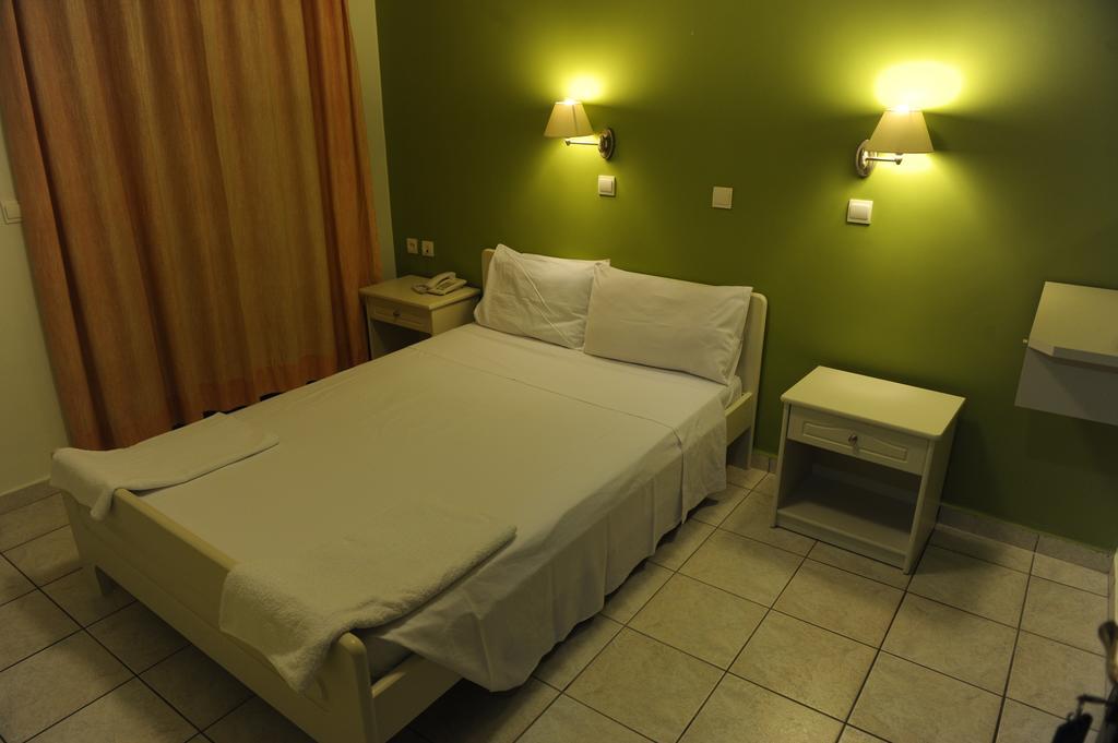 Sunbeam Otel Ayos Nikolaos Oda fotoğraf